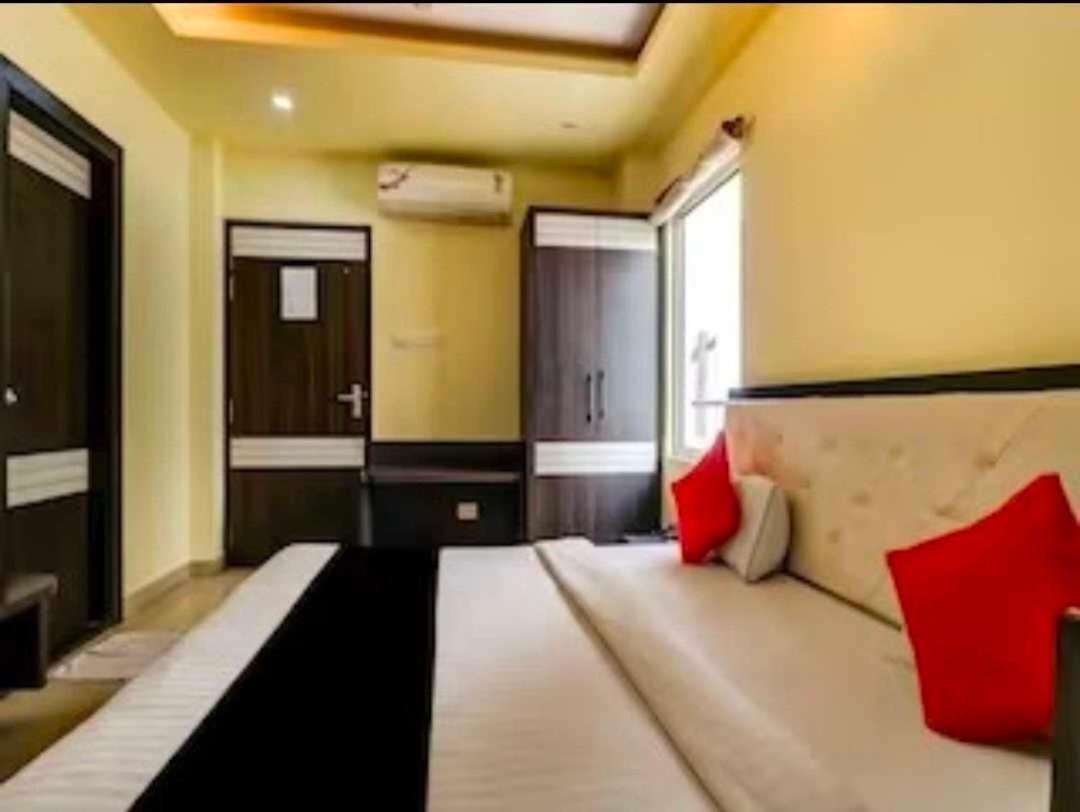Hotel Collection O Kashi Varanasi