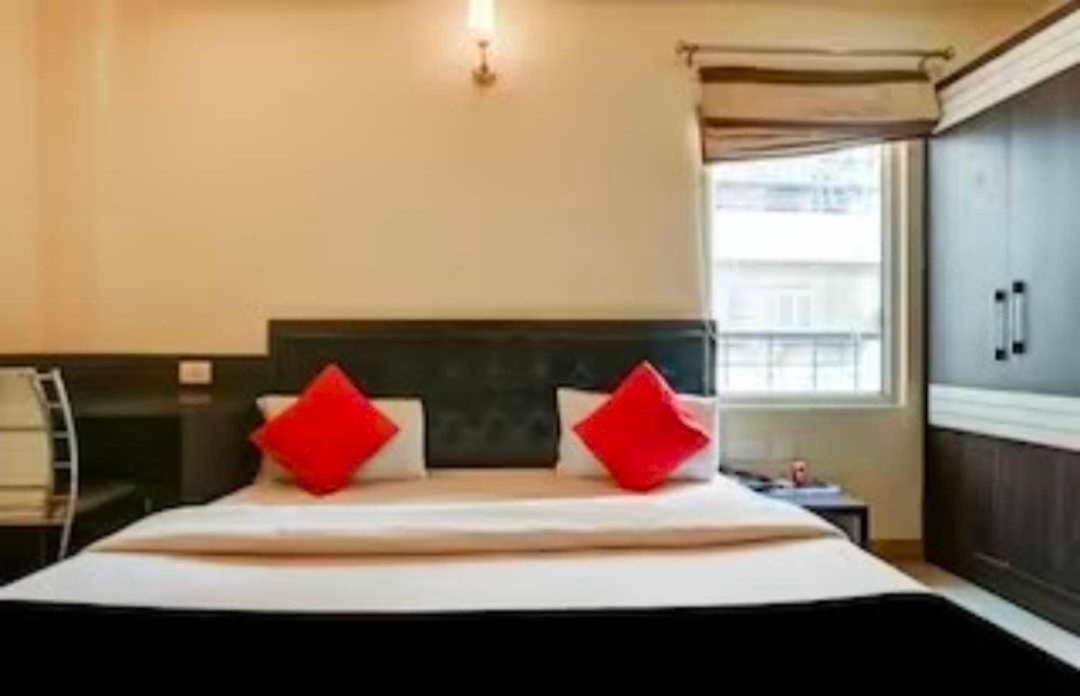 Collection O Kashi Hotel